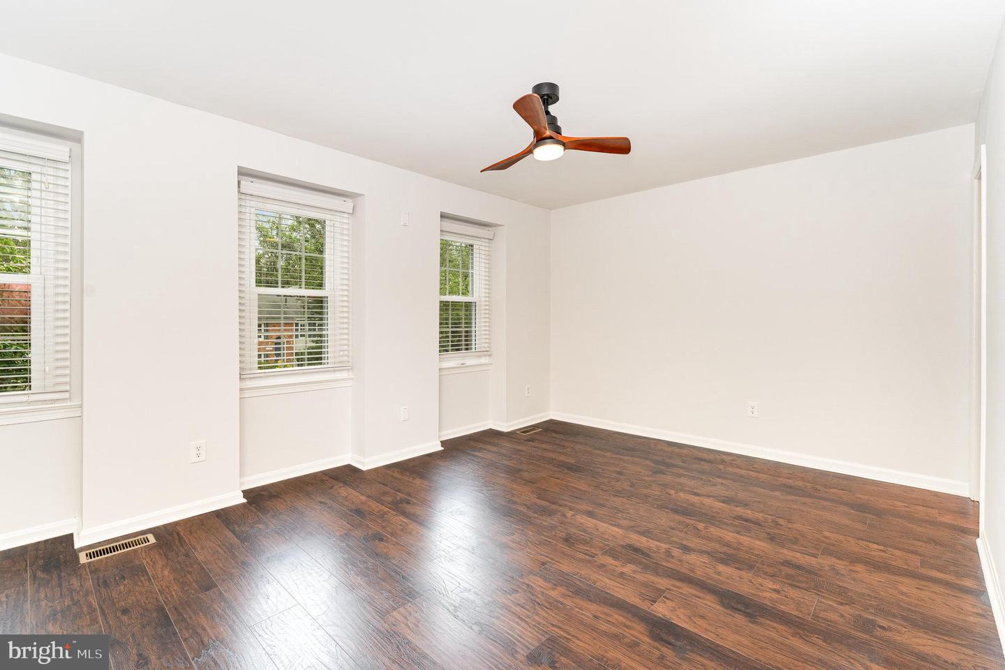 2168 MAYFLOWER DR, WOODBRIDGE, Virginia 22192, 3 Bedrooms Bedrooms, ,2 BathroomsBathrooms,Residential,For sale,2168 MAYFLOWER DR,VAPW2099872 MLS # VAPW2099872