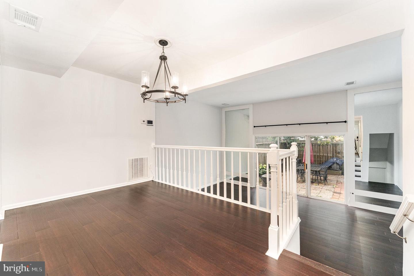 2168 MAYFLOWER DR, WOODBRIDGE, Virginia 22192, 3 Bedrooms Bedrooms, ,2 BathroomsBathrooms,Residential,For sale,2168 MAYFLOWER DR,VAPW2099872 MLS # VAPW2099872