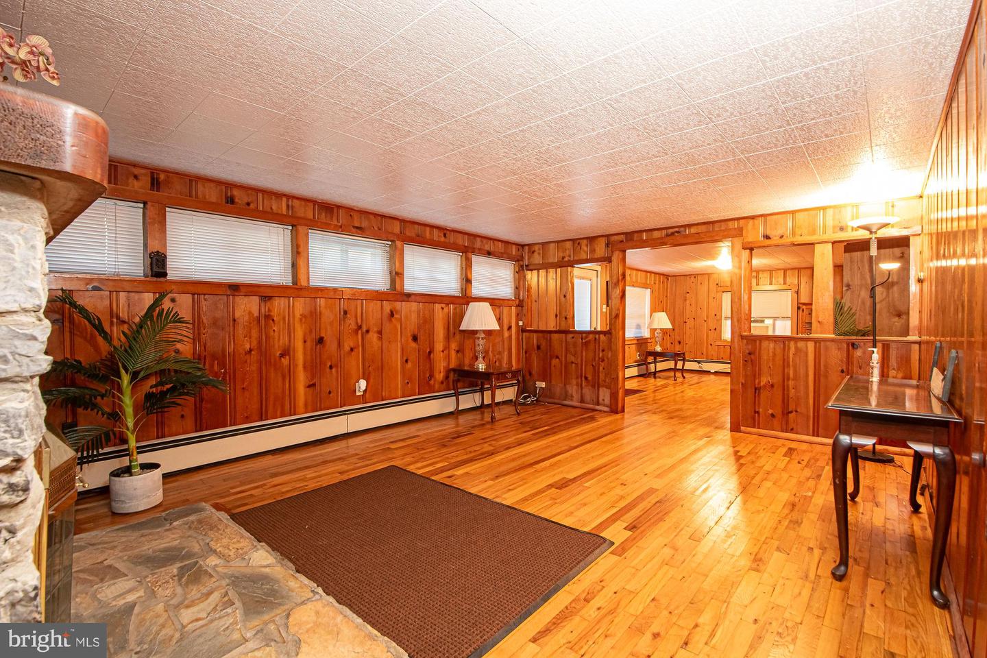 242 FOOTSTONE LN, WINCHESTER, Virginia 22603, 2 Bedrooms Bedrooms, 3 Rooms Rooms,1 BathroomBathrooms,Residential,For sale,242 FOOTSTONE LN,VAFV2035630 MLS # VAFV2035630