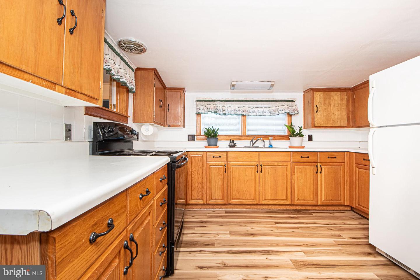 242 FOOTSTONE LN, WINCHESTER, Virginia 22603, 2 Bedrooms Bedrooms, 3 Rooms Rooms,1 BathroomBathrooms,Residential,For sale,242 FOOTSTONE LN,VAFV2035630 MLS # VAFV2035630