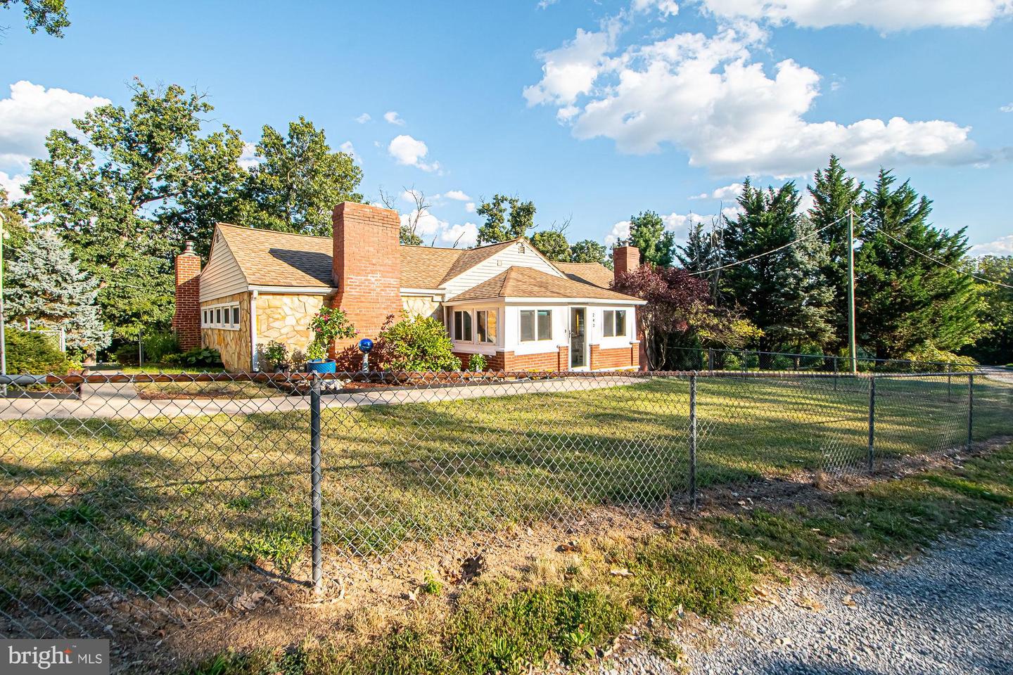 242 FOOTSTONE LN, WINCHESTER, Virginia 22603, 2 Bedrooms Bedrooms, 3 Rooms Rooms,1 BathroomBathrooms,Residential,For sale,242 FOOTSTONE LN,VAFV2035630 MLS # VAFV2035630