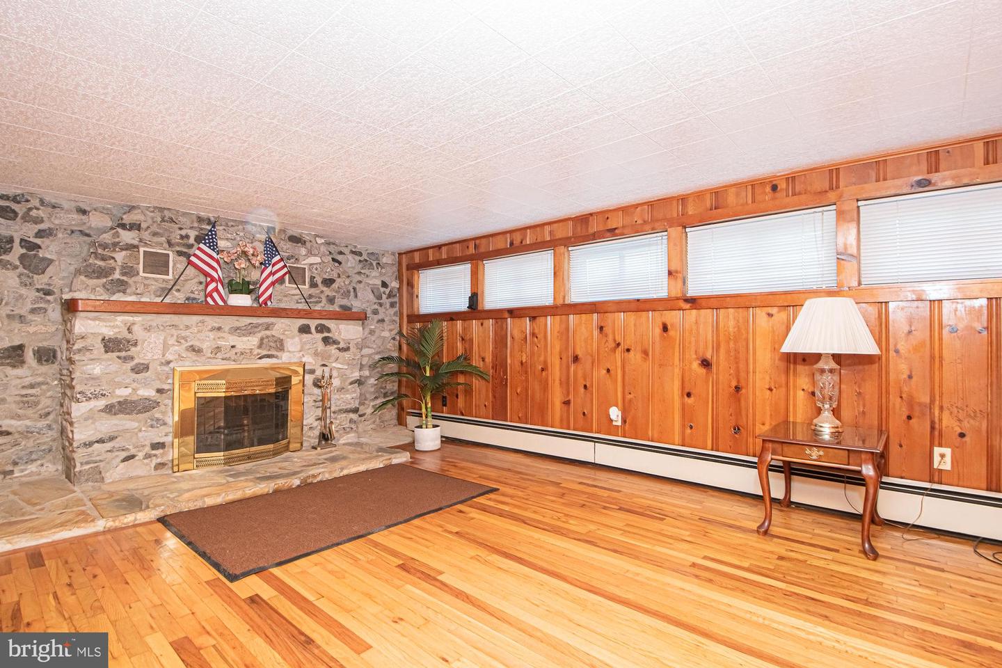 242 FOOTSTONE LN, WINCHESTER, Virginia 22603, 2 Bedrooms Bedrooms, 3 Rooms Rooms,1 BathroomBathrooms,Residential,For sale,242 FOOTSTONE LN,VAFV2035630 MLS # VAFV2035630