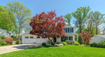 9403 ONION PATCH DR, BURKE, Virginia 22015, 4 Bedrooms Bedrooms, ,3 BathroomsBathrooms,Residential,For sale,9403 ONION PATCH DR,VAFX2258846 MLS # VAFX2258846