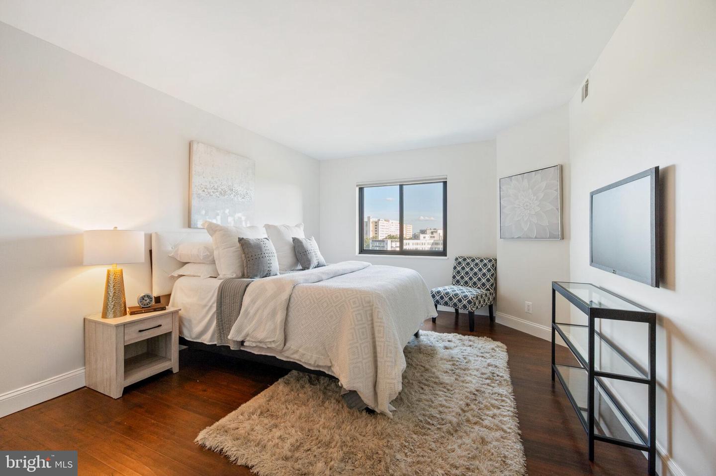 1600 N OAK ST #1125, ARLINGTON, Virginia 22209, 2 Bedrooms Bedrooms, ,2 BathroomsBathrooms,Residential,For sale,1600 N OAK ST #1125,VAAR2061702 MLS # VAAR2061702