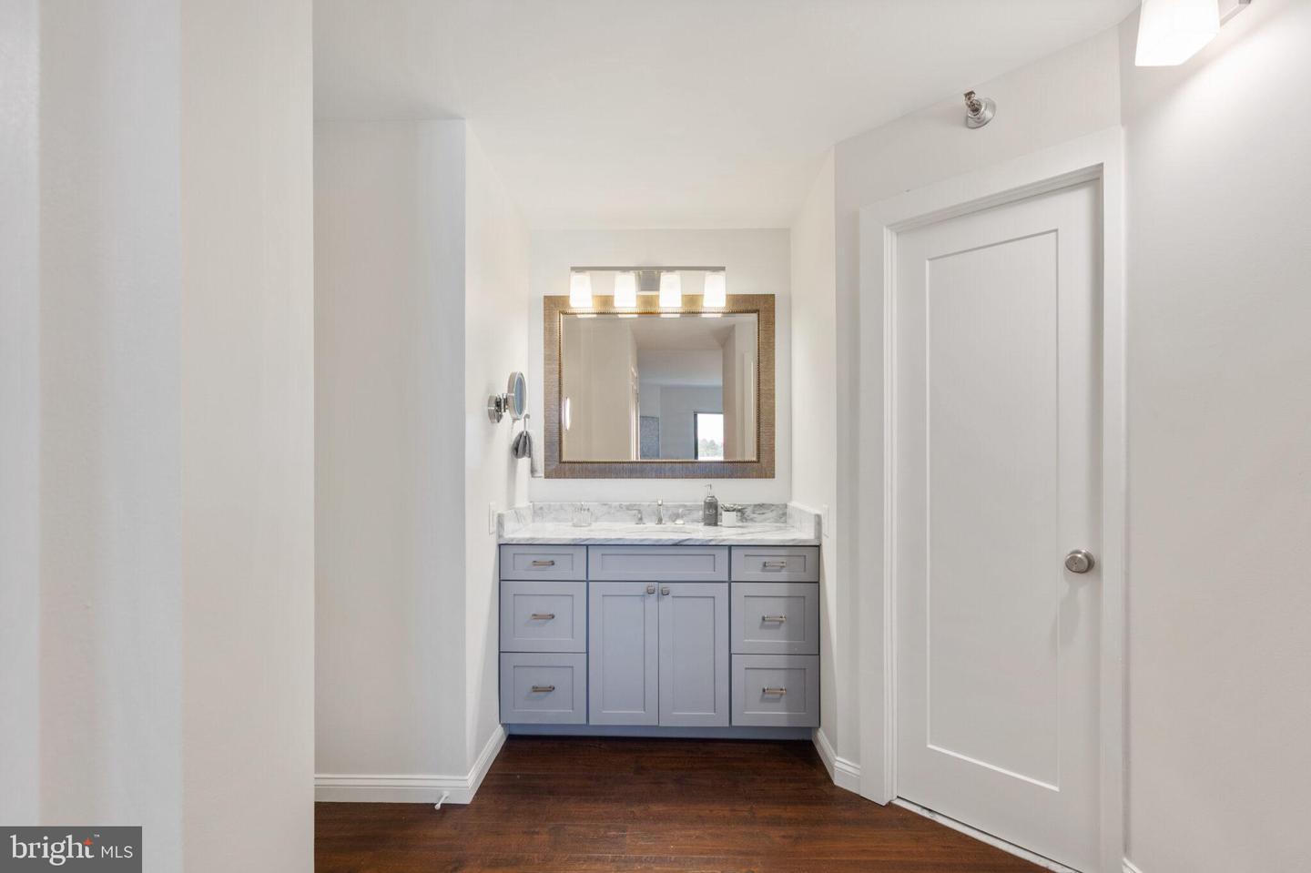 1600 N OAK ST #1125, ARLINGTON, Virginia 22209, 2 Bedrooms Bedrooms, ,2 BathroomsBathrooms,Residential,For sale,1600 N OAK ST #1125,VAAR2061702 MLS # VAAR2061702