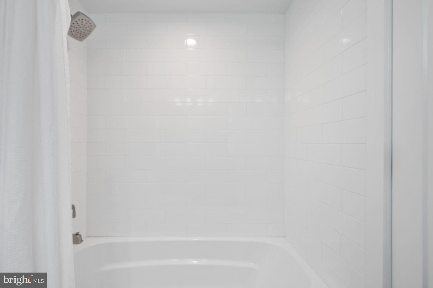 1600 N OAK ST #1125, ARLINGTON, Virginia 22209, 2 Bedrooms Bedrooms, ,2 BathroomsBathrooms,Residential,For sale,1600 N OAK ST #1125,VAAR2061702 MLS # VAAR2061702