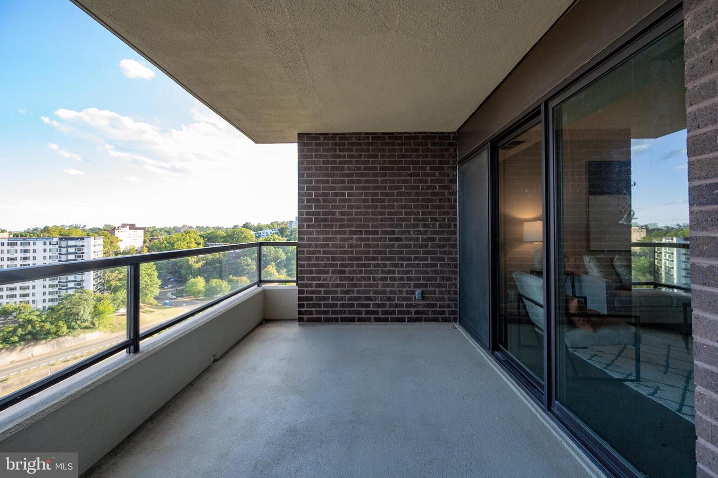 1600 N OAK ST #1125, ARLINGTON, Virginia 22209, 2 Bedrooms Bedrooms, ,2 BathroomsBathrooms,Residential,For sale,1600 N OAK ST #1125,VAAR2061702 MLS # VAAR2061702