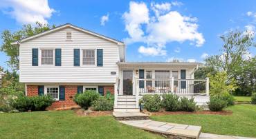6507 HAYSTACK RD, ALEXANDRIA, Virginia 22310, 3 Bedrooms Bedrooms, ,2 BathroomsBathrooms,Residential,For sale,6507 HAYSTACK RD,VAFX2259016 MLS # VAFX2259016