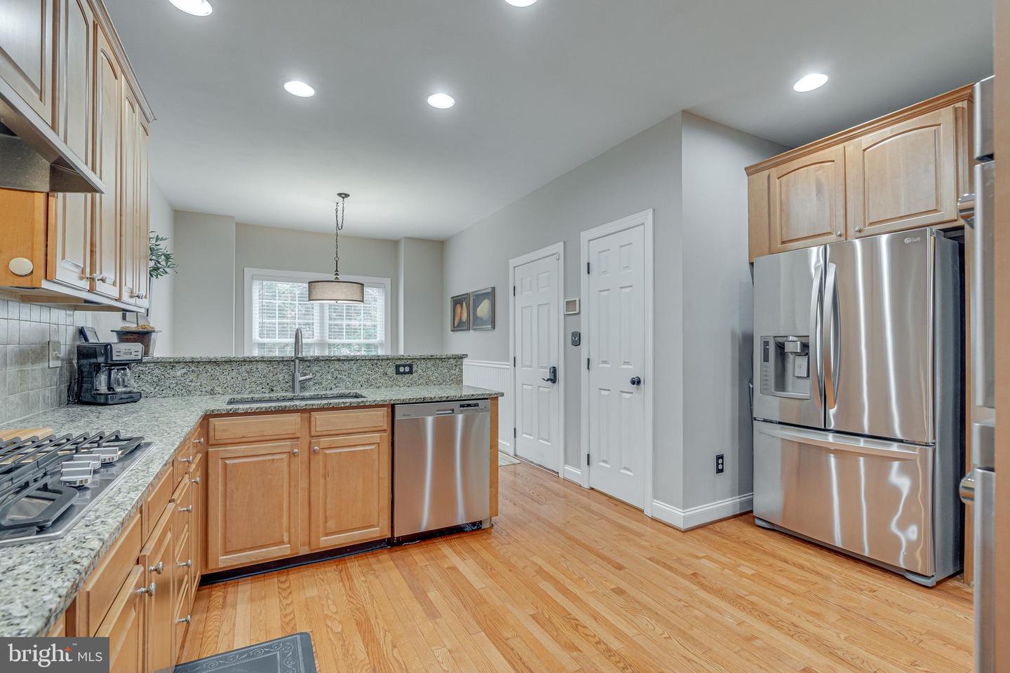 25585 CREEK RUN TER, CHANTILLY, Virginia 20152, 3 Bedrooms Bedrooms, 16 Rooms Rooms,3 BathroomsBathrooms,Residential,For sale,25585 CREEK RUN TER,VALO2103746 MLS # VALO2103746