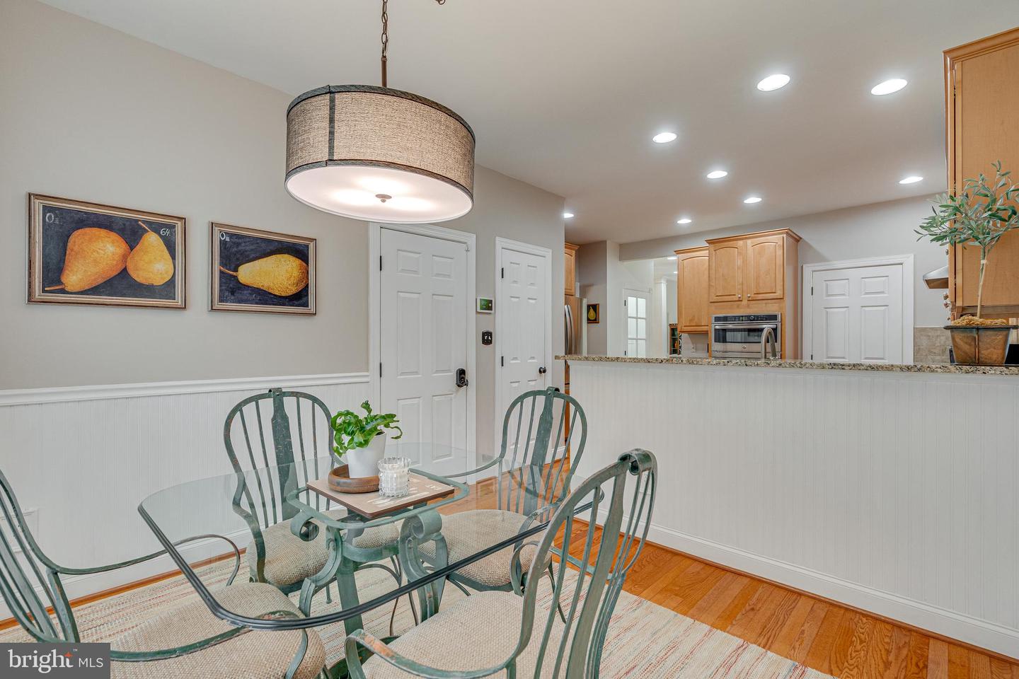 25585 CREEK RUN TER, CHANTILLY, Virginia 20152, 3 Bedrooms Bedrooms, 16 Rooms Rooms,3 BathroomsBathrooms,Residential,For sale,25585 CREEK RUN TER,VALO2103746 MLS # VALO2103746