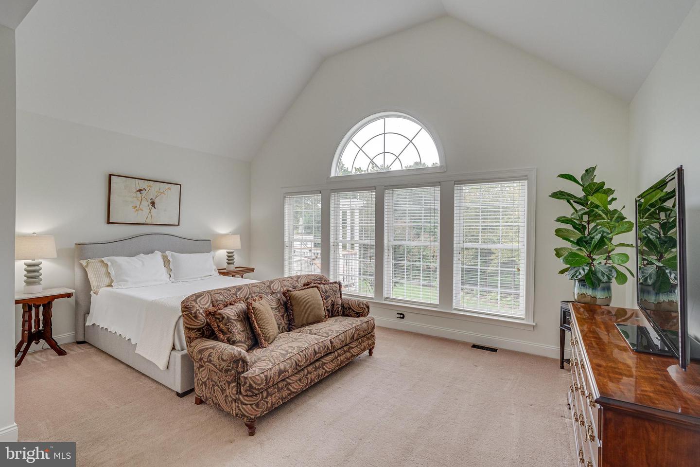25585 CREEK RUN TER, CHANTILLY, Virginia 20152, 3 Bedrooms Bedrooms, 16 Rooms Rooms,3 BathroomsBathrooms,Residential,For sale,25585 CREEK RUN TER,VALO2103746 MLS # VALO2103746