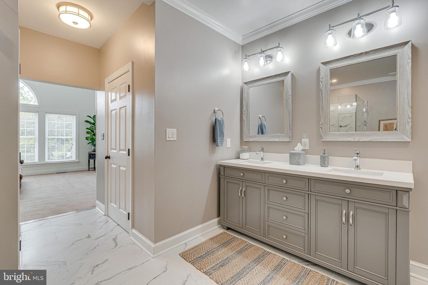 25585 CREEK RUN TER, CHANTILLY, Virginia 20152, 3 Bedrooms Bedrooms, 16 Rooms Rooms,3 BathroomsBathrooms,Residential,For sale,25585 CREEK RUN TER,VALO2103746 MLS # VALO2103746