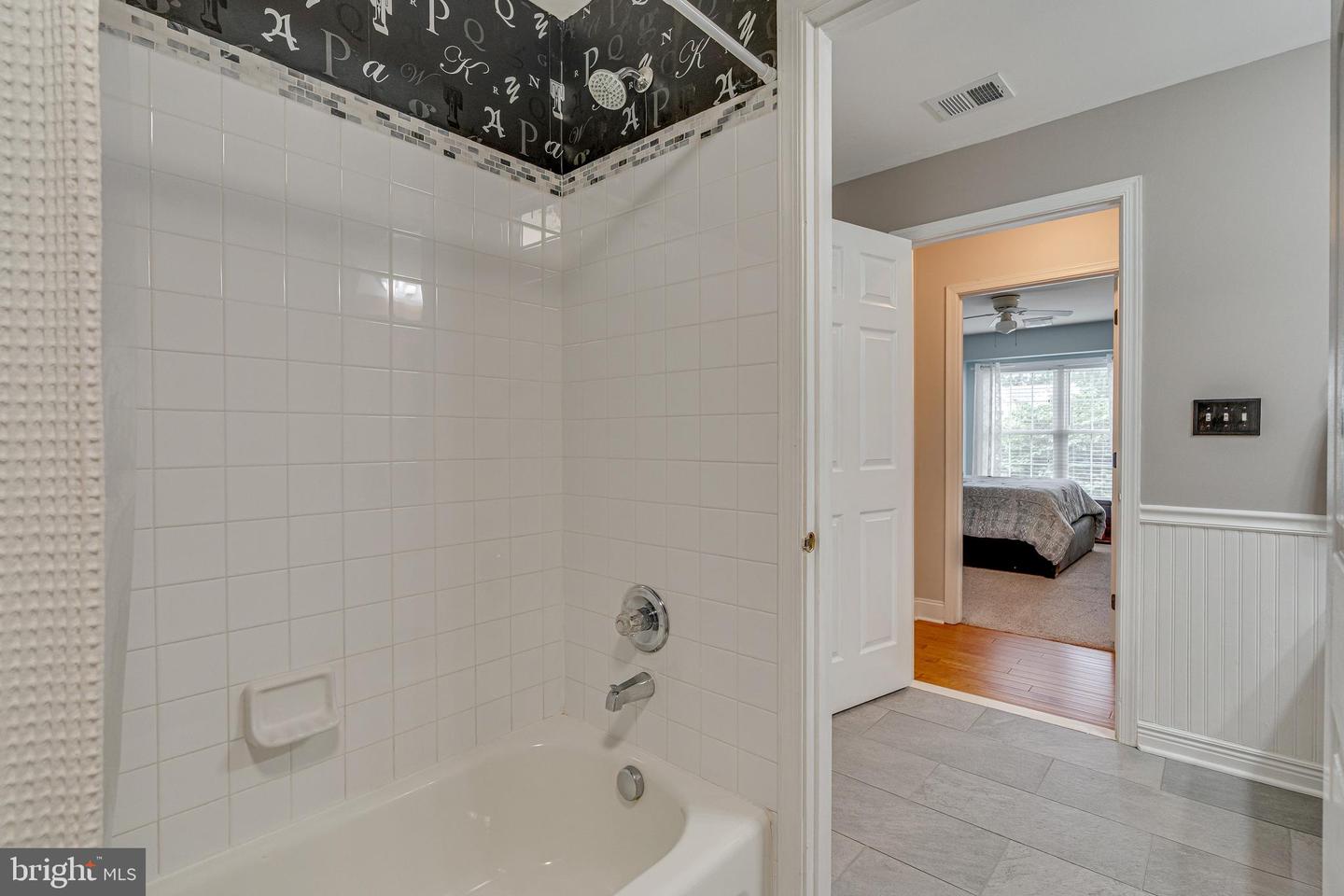 25585 CREEK RUN TER, CHANTILLY, Virginia 20152, 3 Bedrooms Bedrooms, 16 Rooms Rooms,3 BathroomsBathrooms,Residential,For sale,25585 CREEK RUN TER,VALO2103746 MLS # VALO2103746