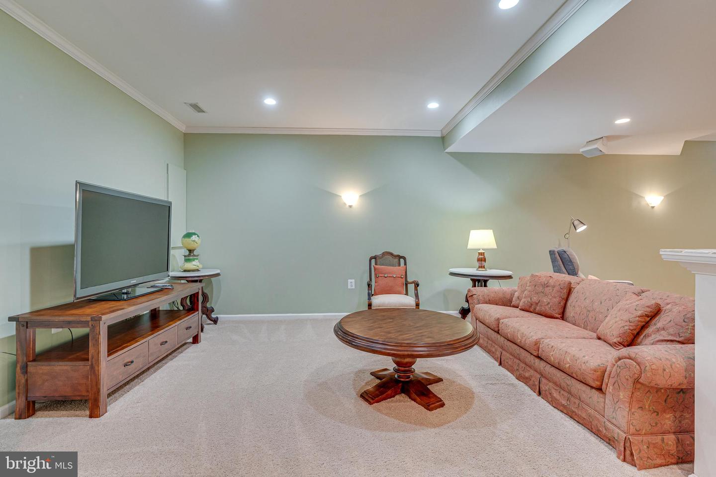 25585 CREEK RUN TER, CHANTILLY, Virginia 20152, 3 Bedrooms Bedrooms, 16 Rooms Rooms,3 BathroomsBathrooms,Residential,For sale,25585 CREEK RUN TER,VALO2103746 MLS # VALO2103746