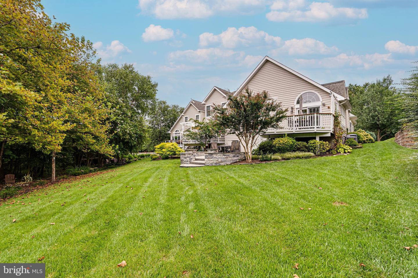 25585 CREEK RUN TER, CHANTILLY, Virginia 20152, 3 Bedrooms Bedrooms, 16 Rooms Rooms,3 BathroomsBathrooms,Residential,For sale,25585 CREEK RUN TER,VALO2103746 MLS # VALO2103746