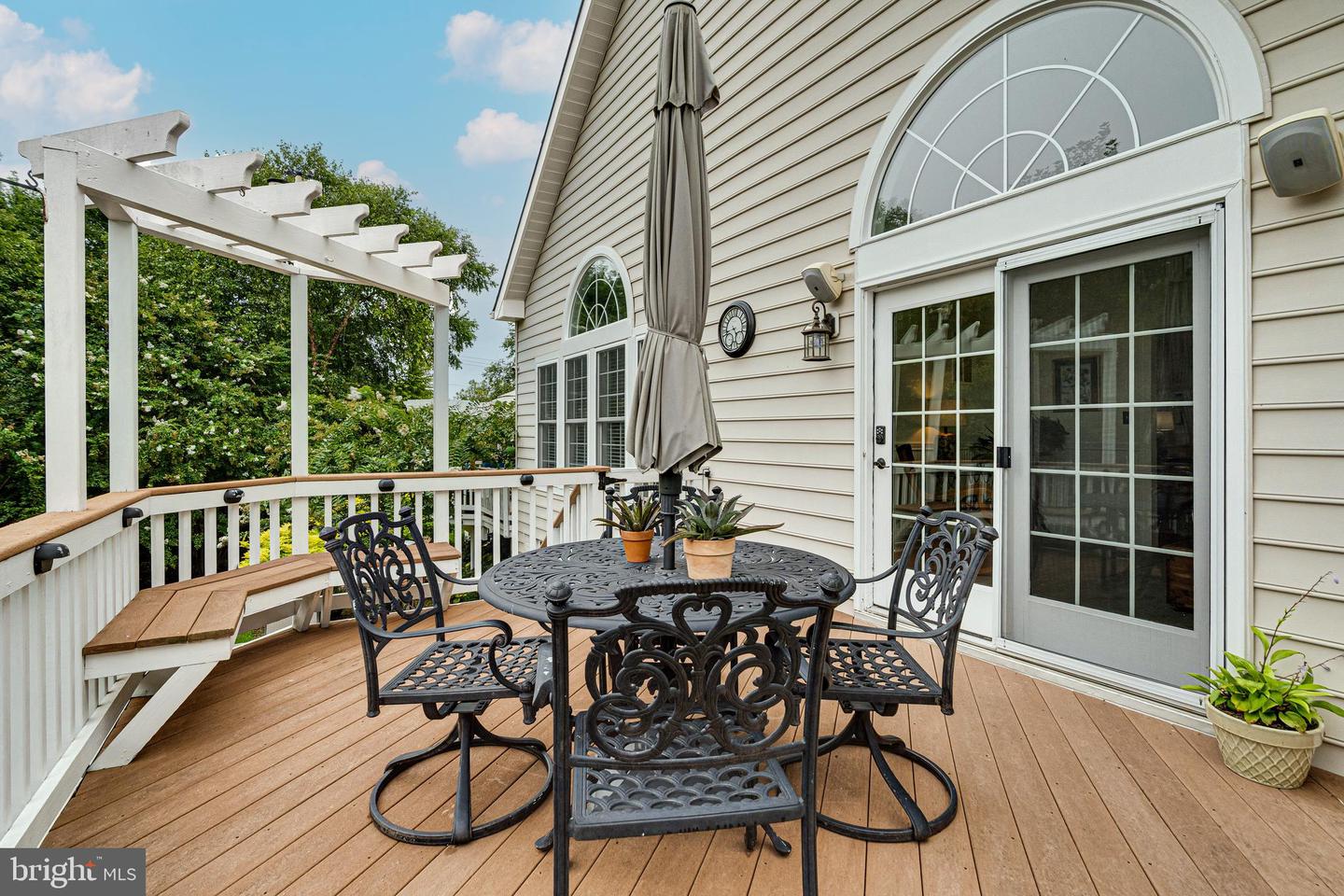 25585 CREEK RUN TER, CHANTILLY, Virginia 20152, 3 Bedrooms Bedrooms, 16 Rooms Rooms,3 BathroomsBathrooms,Residential,For sale,25585 CREEK RUN TER,VALO2103746 MLS # VALO2103746