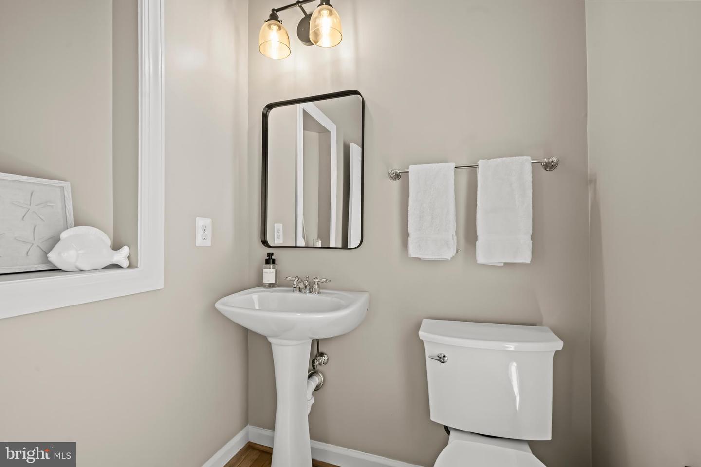 6288 REDWINGED BLACKBIRD DR, WARRENTON, Virginia 20187, 5 Bedrooms Bedrooms, ,3 BathroomsBathrooms,Residential,For sale,6288 REDWINGED BLACKBIRD DR,VAFQ2017850 MLS # VAFQ2017850