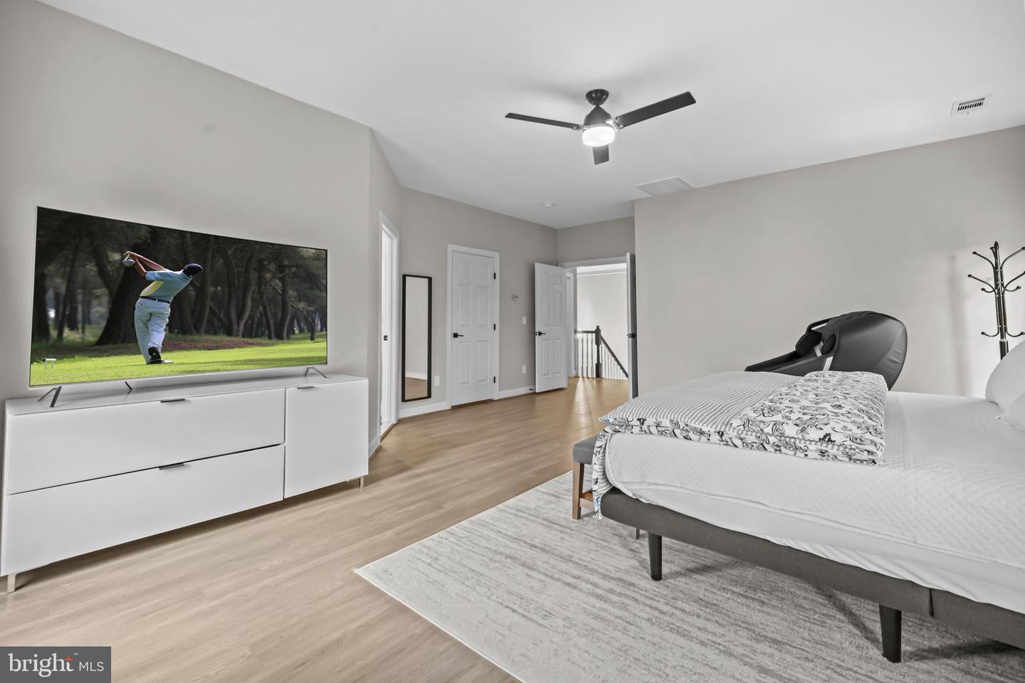 6288 REDWINGED BLACKBIRD DR, WARRENTON, Virginia 20187, 5 Bedrooms Bedrooms, ,3 BathroomsBathrooms,Residential,For sale,6288 REDWINGED BLACKBIRD DR,VAFQ2017850 MLS # VAFQ2017850