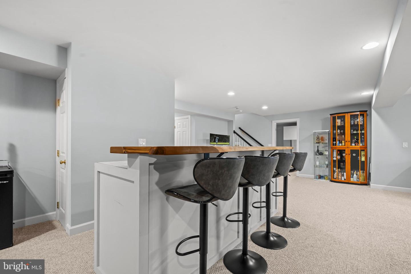 6288 REDWINGED BLACKBIRD DR, WARRENTON, Virginia 20187, 5 Bedrooms Bedrooms, ,3 BathroomsBathrooms,Residential,For sale,6288 REDWINGED BLACKBIRD DR,VAFQ2017850 MLS # VAFQ2017850