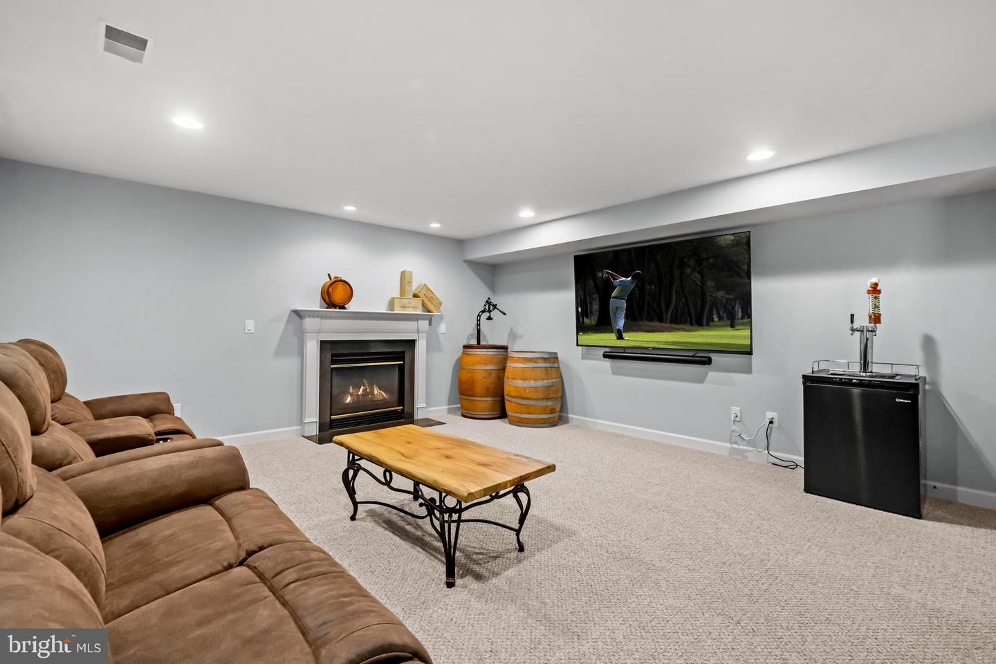6288 REDWINGED BLACKBIRD DR, WARRENTON, Virginia 20187, 5 Bedrooms Bedrooms, ,3 BathroomsBathrooms,Residential,For sale,6288 REDWINGED BLACKBIRD DR,VAFQ2017850 MLS # VAFQ2017850