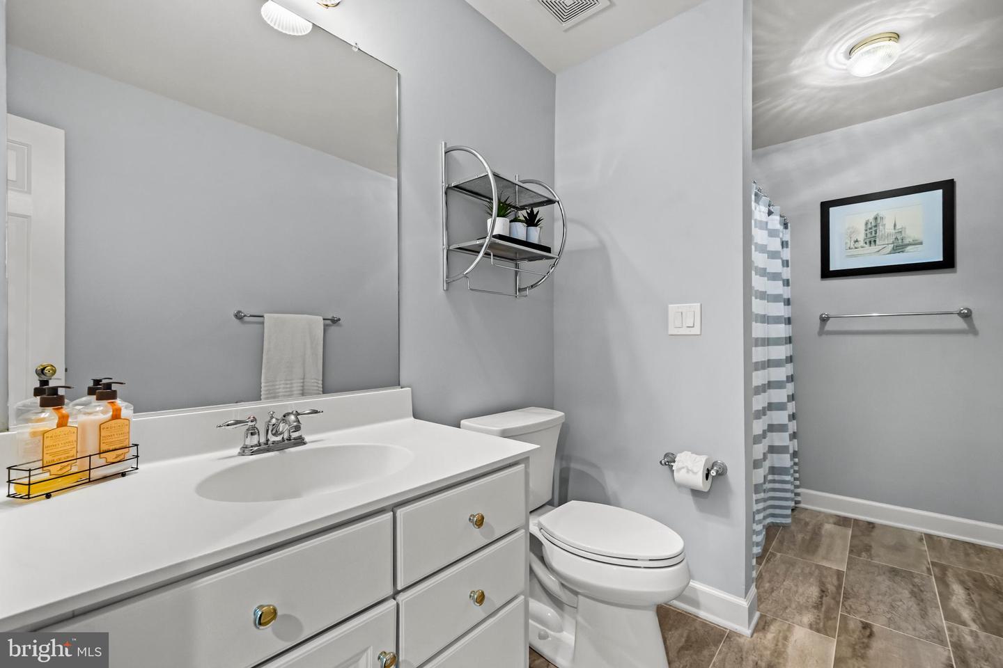 6288 REDWINGED BLACKBIRD DR, WARRENTON, Virginia 20187, 5 Bedrooms Bedrooms, ,3 BathroomsBathrooms,Residential,For sale,6288 REDWINGED BLACKBIRD DR,VAFQ2017850 MLS # VAFQ2017850