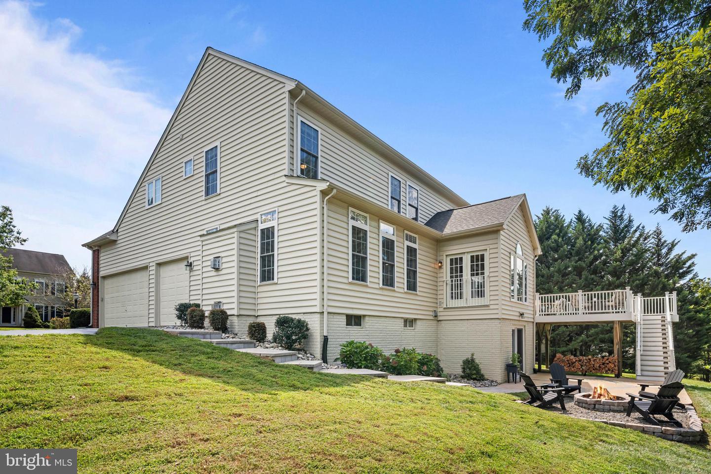 6288 REDWINGED BLACKBIRD DR, WARRENTON, Virginia 20187, 5 Bedrooms Bedrooms, ,3 BathroomsBathrooms,Residential,For sale,6288 REDWINGED BLACKBIRD DR,VAFQ2017850 MLS # VAFQ2017850