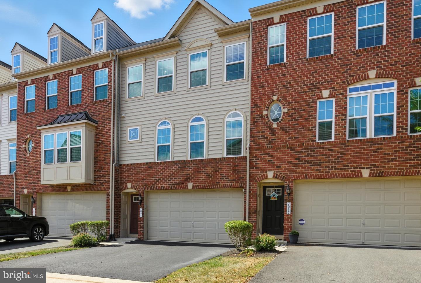 7093 KONA DR, GAINESVILLE, Virginia 20155, 3 Bedrooms Bedrooms, ,3 BathroomsBathrooms,Residential,For sale,7093 KONA DR,VAPW2100974 MLS # VAPW2100974