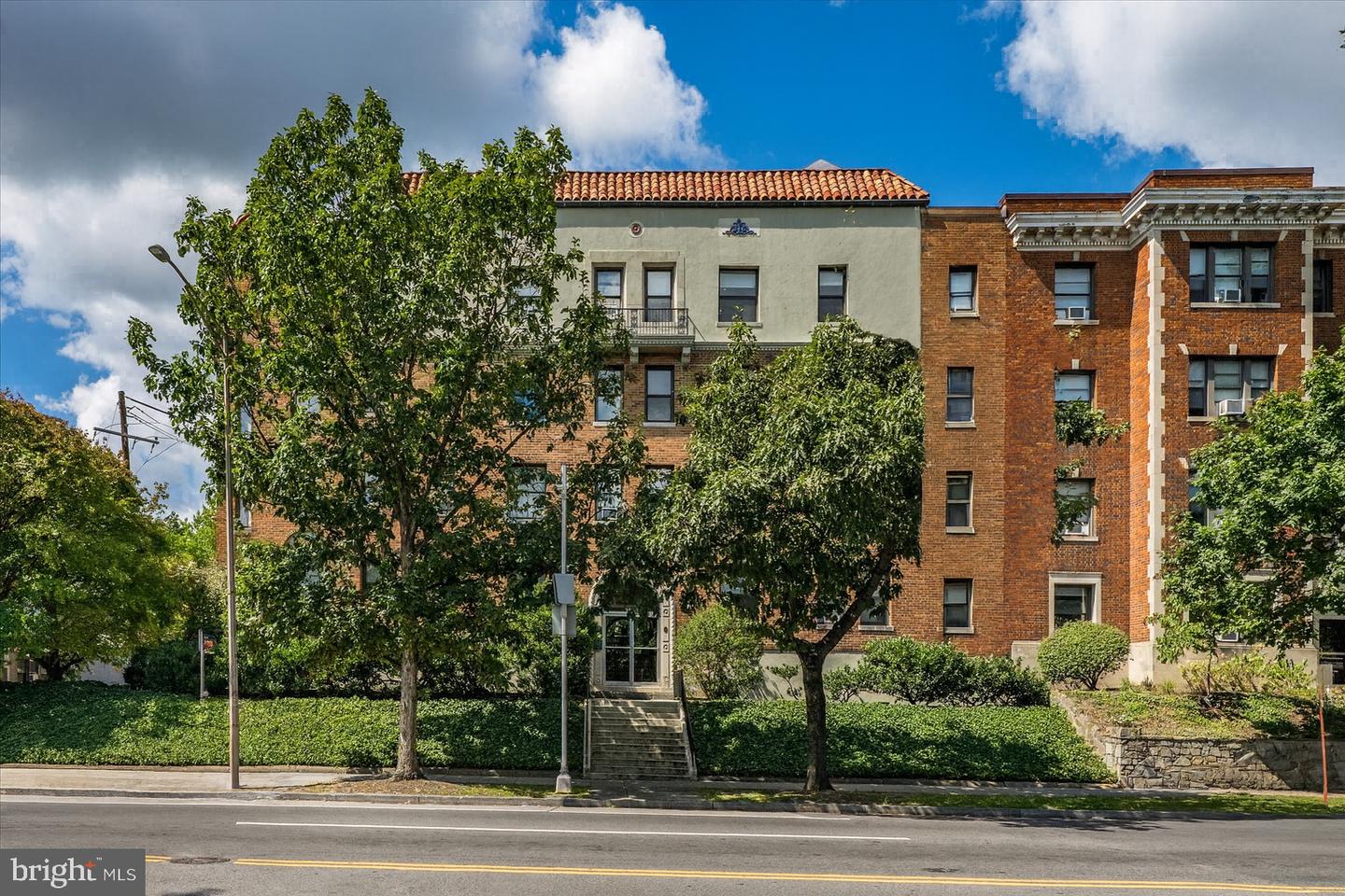 3600 CONNECTICUT AVE NW #307, WASHINGTON, District Of Columbia 20008, 2 Bedrooms Bedrooms, ,1 BathroomBathrooms,Residential,For sale,3600 CONNECTICUT AVE NW #307,DCDC2214246 MLS # DCDC2214246