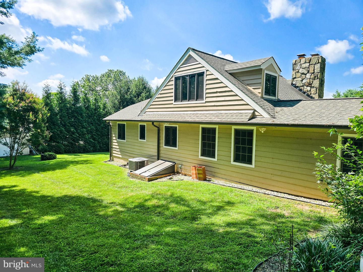 4224 JACKSON MILL RD, HAYMARKET, Virginia 20169, 3 Bedrooms Bedrooms, ,2 BathroomsBathrooms,Residential,For sale,4224 JACKSON MILL RD,VAPW2101176 MLS # VAPW2101176