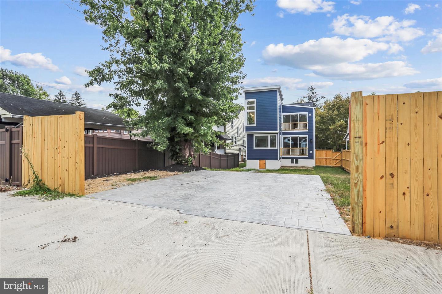 1341 INGRAHAM ST NW, WASHINGTON, District Of Columbia 20011, 3 Bedrooms Bedrooms, ,4 BathroomsBathrooms,Residential,For sale,1341 INGRAHAM ST NW,DCDC2214560 MLS # DCDC2214560