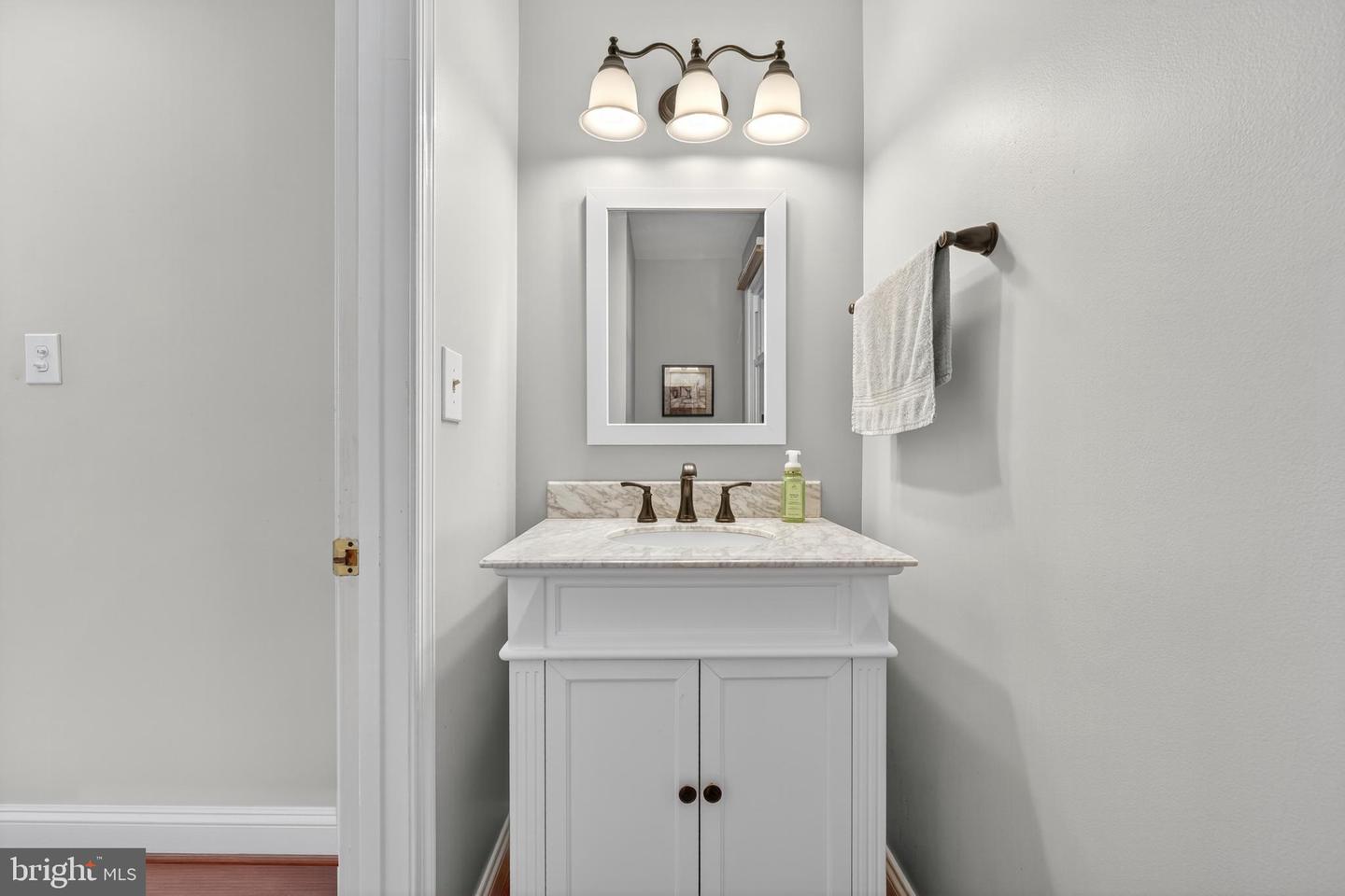 6010 BROOKLAND RD, ALEXANDRIA, Virginia 22310, 4 Bedrooms Bedrooms, ,2 BathroomsBathrooms,Residential,For sale,6010 BROOKLAND RD,VAFX2260536 MLS # VAFX2260536