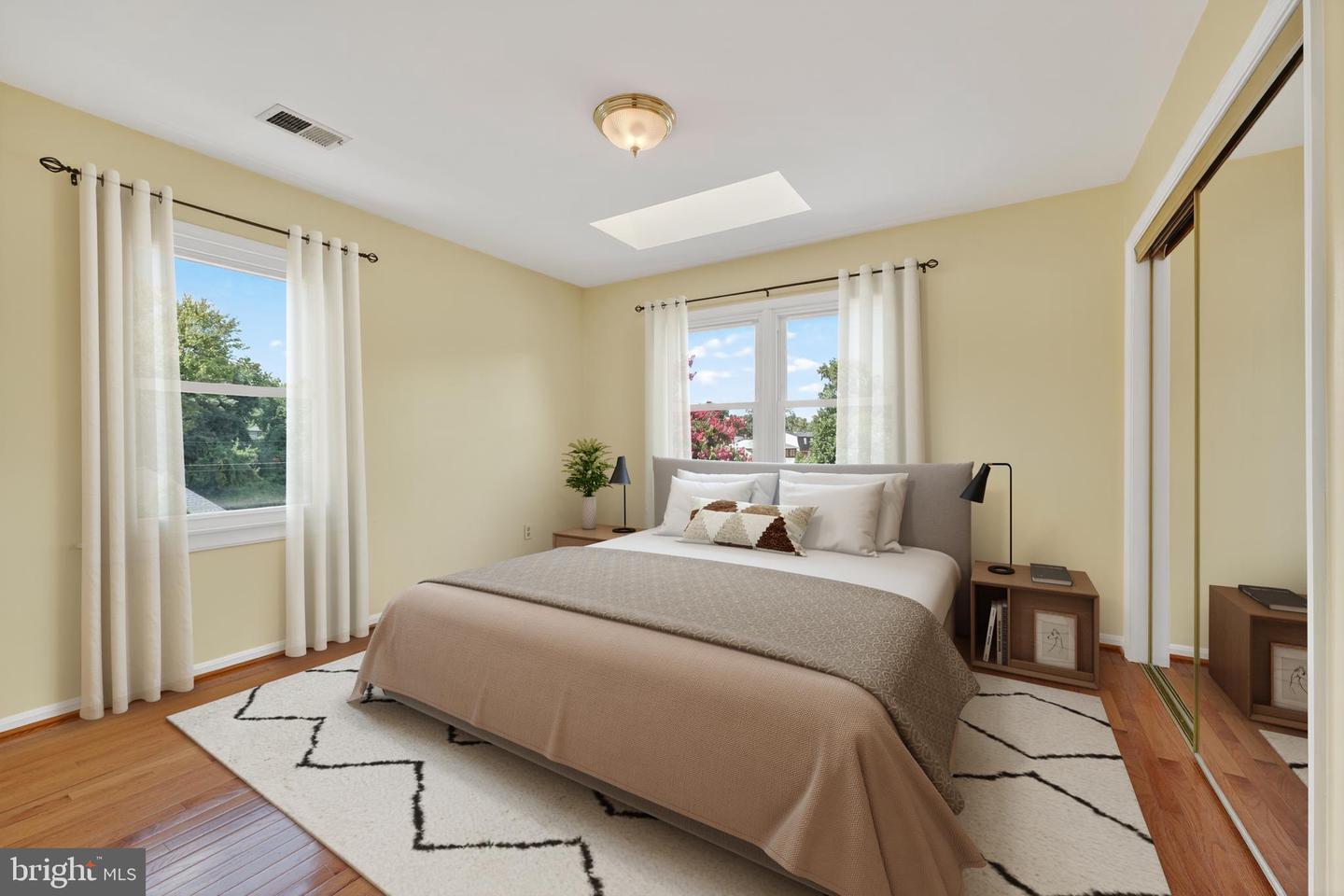6010 BROOKLAND RD, ALEXANDRIA, Virginia 22310, 4 Bedrooms Bedrooms, ,2 BathroomsBathrooms,Residential,For sale,6010 BROOKLAND RD,VAFX2260536 MLS # VAFX2260536