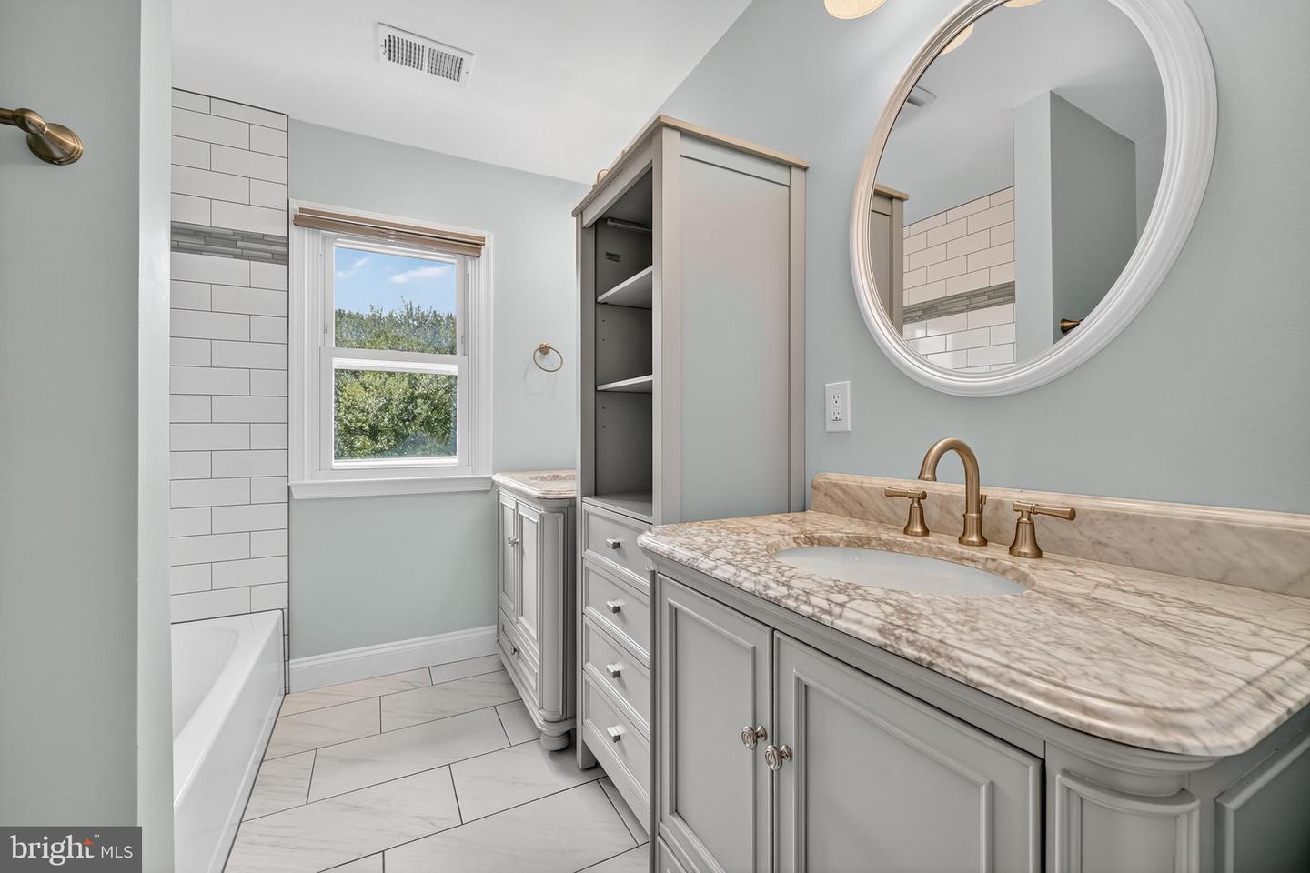 6010 BROOKLAND RD, ALEXANDRIA, Virginia 22310, 4 Bedrooms Bedrooms, ,2 BathroomsBathrooms,Residential,For sale,6010 BROOKLAND RD,VAFX2260536 MLS # VAFX2260536