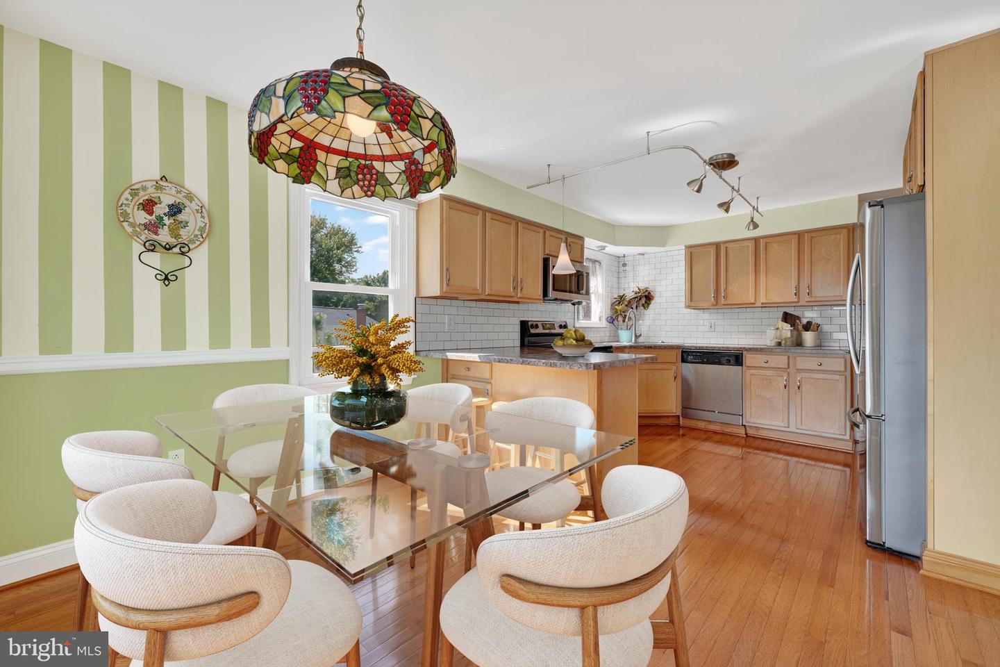 6010 BROOKLAND RD, ALEXANDRIA, Virginia 22310, 4 Bedrooms Bedrooms, ,2 BathroomsBathrooms,Residential,For sale,6010 BROOKLAND RD,VAFX2260536 MLS # VAFX2260536