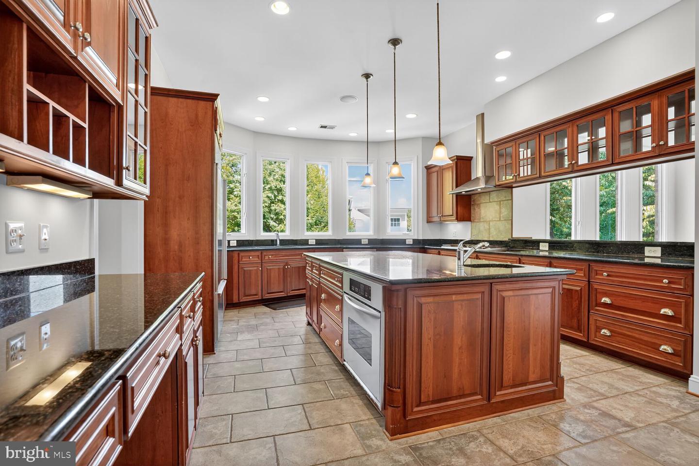 3950 27TH RD N, ARLINGTON, Virginia 22207, 5 Bedrooms Bedrooms, ,4 BathroomsBathrooms,Residential,For sale,3950 27TH RD N,VAAR2062198 MLS # VAAR2062198 3950 27TH RD N, ARLINGTON, Virginia 22207, 5 Bedrooms Bedrooms, ,4 BathroomsBathrooms,Residential,For sale,3950 27TH RD N,VAAR2062198 MLS # VAAR2062198