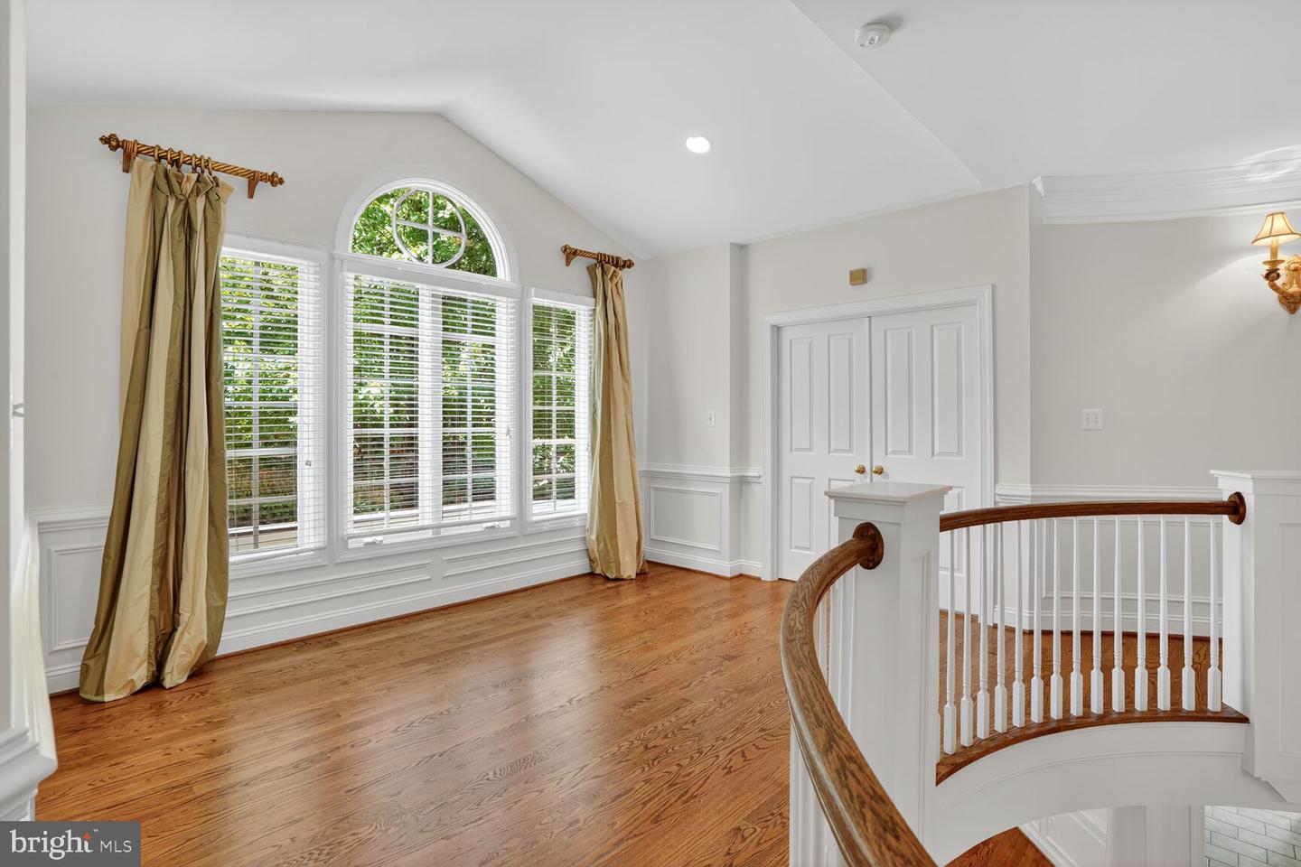 3950 27TH RD N, ARLINGTON, Virginia 22207, 5 Bedrooms Bedrooms, ,4 BathroomsBathrooms,Residential,For sale,3950 27TH RD N,VAAR2062198 MLS # VAAR2062198 3950 27TH RD N, ARLINGTON, Virginia 22207, 5 Bedrooms Bedrooms, ,4 BathroomsBathrooms,Residential,For sale,3950 27TH RD N,VAAR2062198 MLS # VAAR2062198