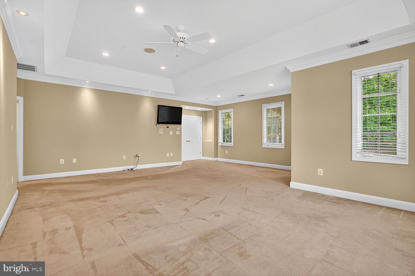 3950 27TH RD N, ARLINGTON, Virginia 22207, 5 Bedrooms Bedrooms, ,4 BathroomsBathrooms,Residential,For sale,3950 27TH RD N,VAAR2062198 MLS # VAAR2062198 3950 27TH RD N, ARLINGTON, Virginia 22207, 5 Bedrooms Bedrooms, ,4 BathroomsBathrooms,Residential,For sale,3950 27TH RD N,VAAR2062198 MLS # VAAR2062198