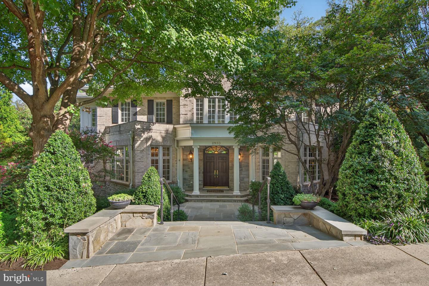 3950 27TH RD N, ARLINGTON, Virginia 22207, 5 Bedrooms Bedrooms, ,4 BathroomsBathrooms,Residential,For sale,3950 27TH RD N,VAAR2062198 MLS # VAAR2062198 3950 27TH RD N, ARLINGTON, Virginia 22207, 5 Bedrooms Bedrooms, ,4 BathroomsBathrooms,Residential,For sale,3950 27TH RD N,VAAR2062198 MLS # VAAR2062198