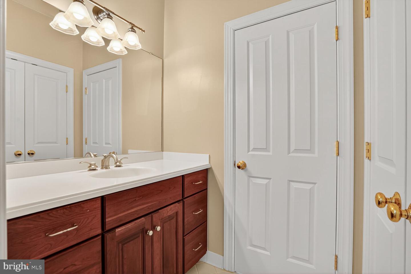 3950 27TH RD N, ARLINGTON, Virginia 22207, 5 Bedrooms Bedrooms, ,4 BathroomsBathrooms,Residential,For sale,3950 27TH RD N,VAAR2062198 MLS # VAAR2062198 3950 27TH RD N, ARLINGTON, Virginia 22207, 5 Bedrooms Bedrooms, ,4 BathroomsBathrooms,Residential,For sale,3950 27TH RD N,VAAR2062198 MLS # VAAR2062198