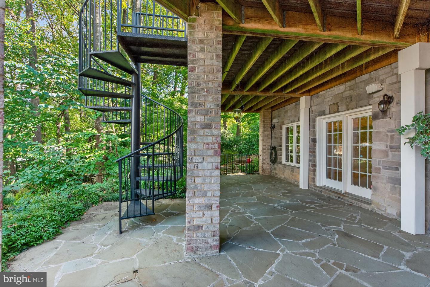 3950 27TH RD N, ARLINGTON, Virginia 22207, 5 Bedrooms Bedrooms, ,4 BathroomsBathrooms,Residential,For sale,3950 27TH RD N,VAAR2062198 MLS # VAAR2062198 3950 27TH RD N, ARLINGTON, Virginia 22207, 5 Bedrooms Bedrooms, ,4 BathroomsBathrooms,Residential,For sale,3950 27TH RD N,VAAR2062198 MLS # VAAR2062198