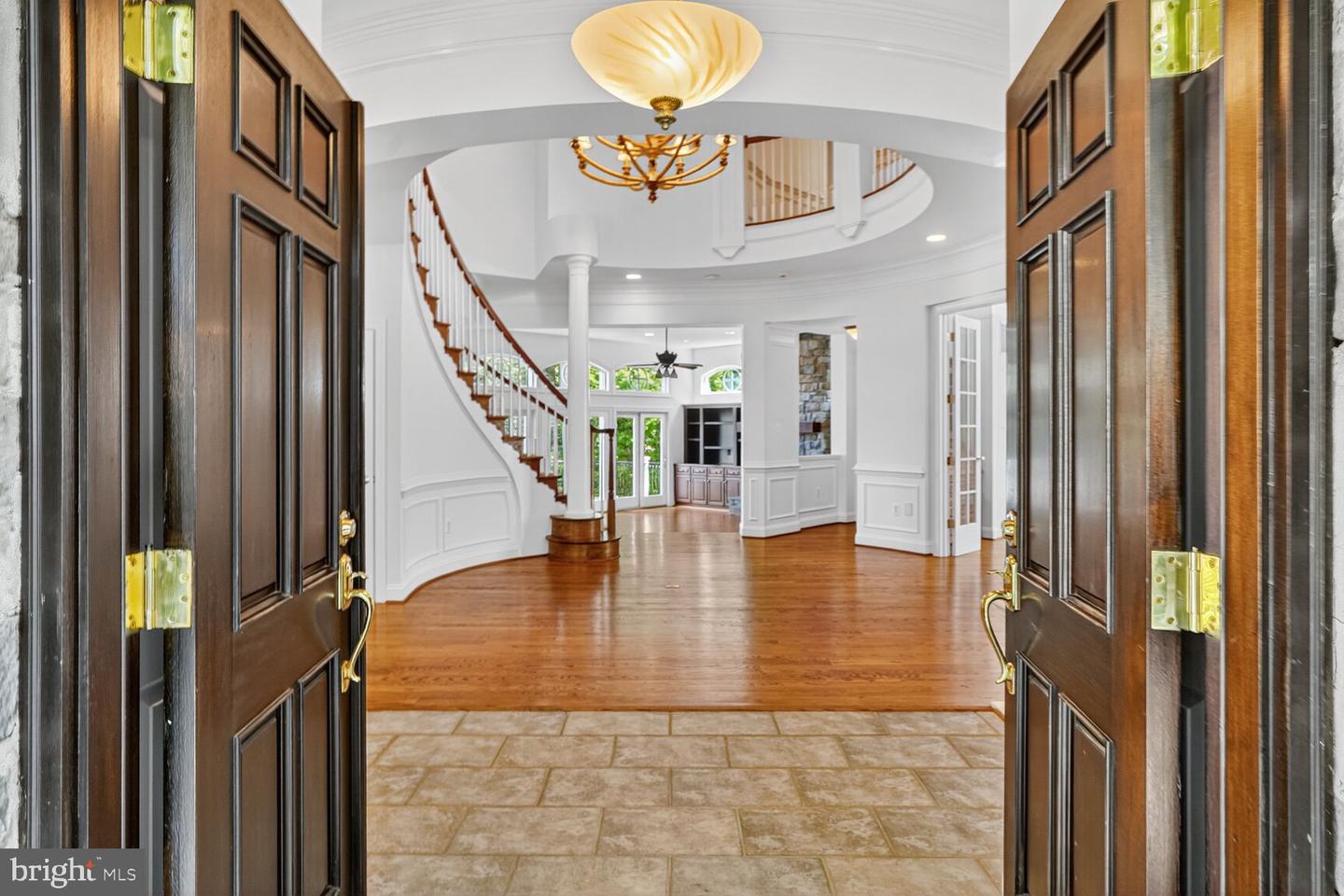 3950 27TH RD N, ARLINGTON, Virginia 22207, 5 Bedrooms Bedrooms, ,4 BathroomsBathrooms,Residential,For sale,3950 27TH RD N,VAAR2062198 MLS # VAAR2062198 3950 27TH RD N, ARLINGTON, Virginia 22207, 5 Bedrooms Bedrooms, ,4 BathroomsBathrooms,Residential,For sale,3950 27TH RD N,VAAR2062198 MLS # VAAR2062198