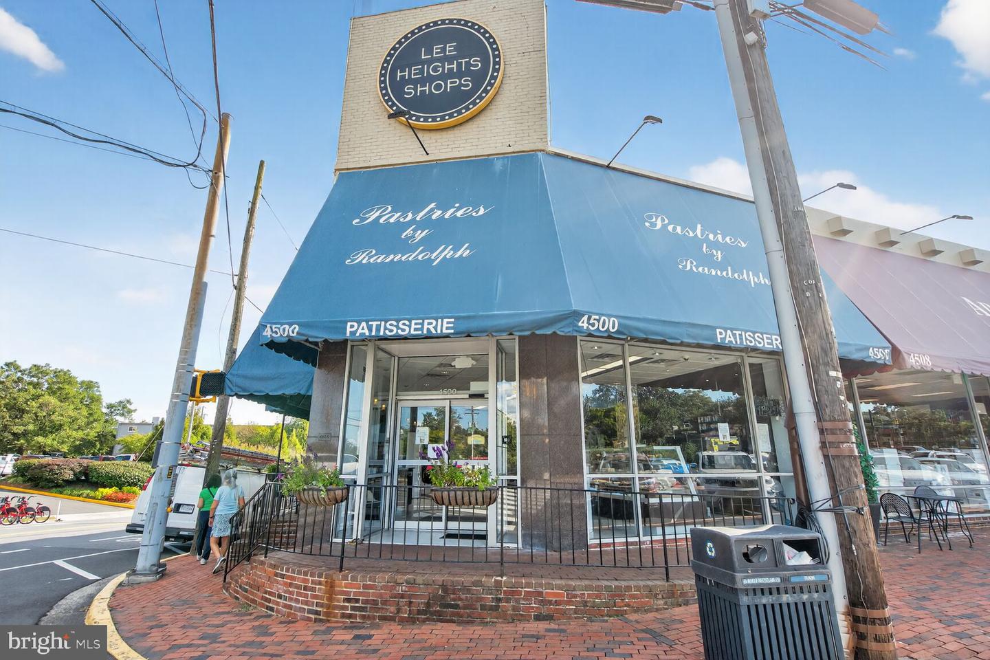 3950 27TH RD N, ARLINGTON, Virginia 22207, 5 Bedrooms Bedrooms, ,4 BathroomsBathrooms,Residential,For sale,3950 27TH RD N,VAAR2062198 MLS # VAAR2062198 3950 27TH RD N, ARLINGTON, Virginia 22207, 5 Bedrooms Bedrooms, ,4 BathroomsBathrooms,Residential,For sale,3950 27TH RD N,VAAR2062198 MLS # VAAR2062198