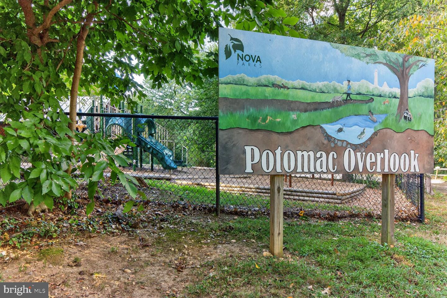 3950 27TH RD N, ARLINGTON, Virginia 22207, 5 Bedrooms Bedrooms, ,4 BathroomsBathrooms,Residential,For sale,3950 27TH RD N,VAAR2062198 MLS # VAAR2062198 3950 27TH RD N, ARLINGTON, Virginia 22207, 5 Bedrooms Bedrooms, ,4 BathroomsBathrooms,Residential,For sale,3950 27TH RD N,VAAR2062198 MLS # VAAR2062198