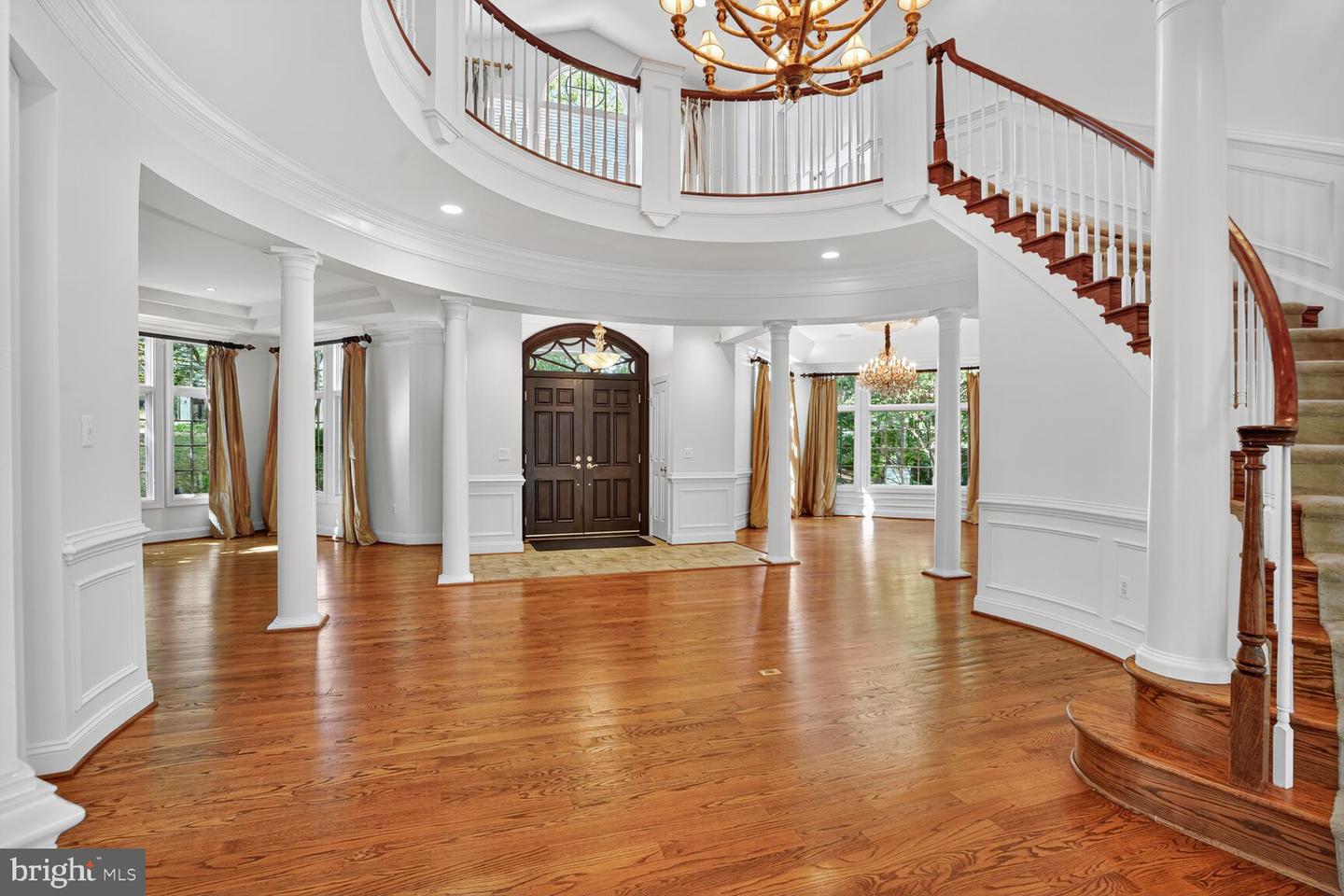 3950 27TH RD N, ARLINGTON, Virginia 22207, 5 Bedrooms Bedrooms, ,4 BathroomsBathrooms,Residential,For sale,3950 27TH RD N,VAAR2062198 MLS # VAAR2062198 3950 27TH RD N, ARLINGTON, Virginia 22207, 5 Bedrooms Bedrooms, ,4 BathroomsBathrooms,Residential,For sale,3950 27TH RD N,VAAR2062198 MLS # VAAR2062198