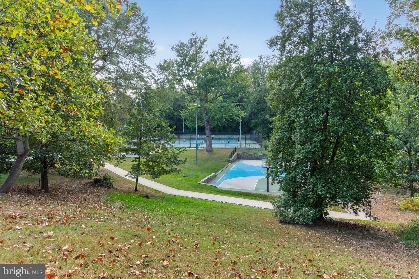 3950 27TH RD N, ARLINGTON, Virginia 22207, 5 Bedrooms Bedrooms, ,4 BathroomsBathrooms,Residential,For sale,3950 27TH RD N,VAAR2062198 MLS # VAAR2062198 3950 27TH RD N, ARLINGTON, Virginia 22207, 5 Bedrooms Bedrooms, ,4 BathroomsBathrooms,Residential,For sale,3950 27TH RD N,VAAR2062198 MLS # VAAR2062198