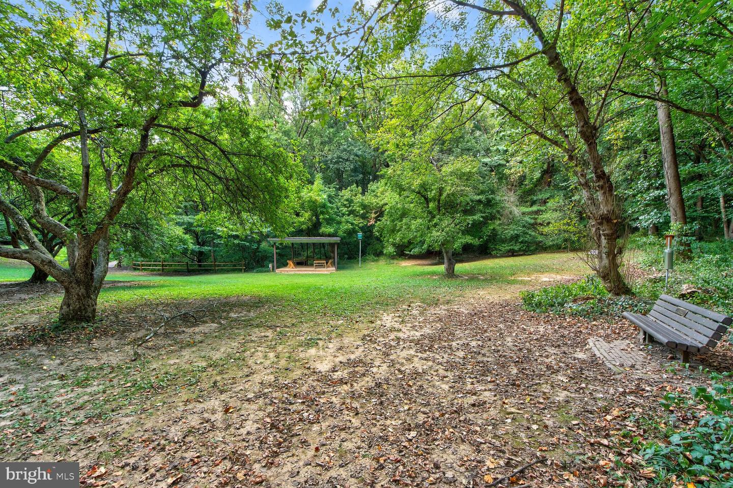 3950 27TH RD N, ARLINGTON, Virginia 22207, 5 Bedrooms Bedrooms, ,4 BathroomsBathrooms,Residential,For sale,3950 27TH RD N,VAAR2062198 MLS # VAAR2062198