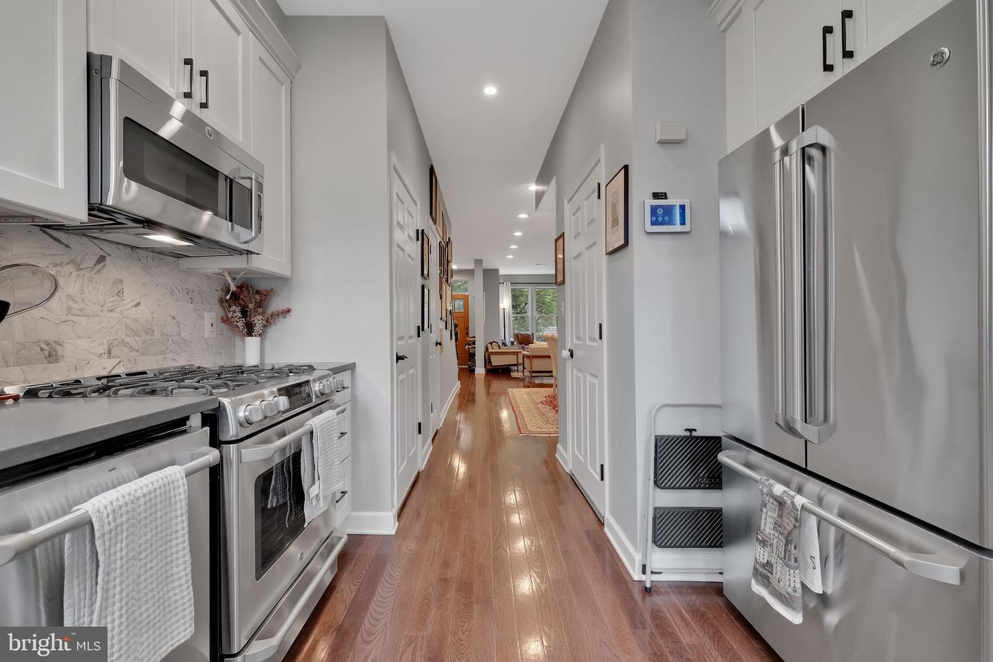 1241 I ST NE, WASHINGTON, District Of Columbia 20002, 3 Bedrooms Bedrooms, ,2 BathroomsBathrooms,Residential,For sale,1241 I ST NE,DCDC2215276 MLS # DCDC2215276