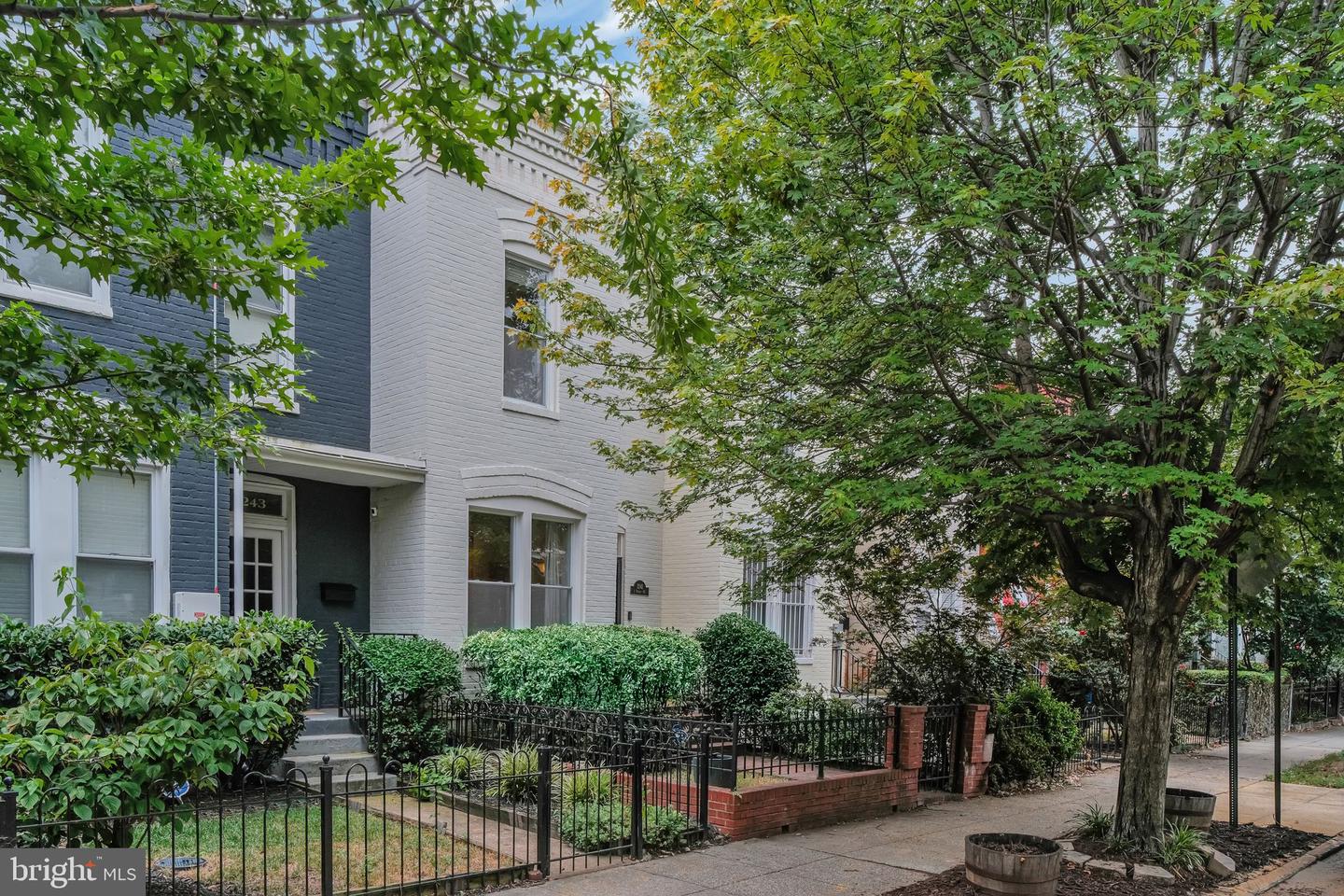 1241 I ST NE, WASHINGTON, District Of Columbia 20002, 3 Bedrooms Bedrooms, ,2 BathroomsBathrooms,Residential,For sale,1241 I ST NE,DCDC2215276 MLS # DCDC2215276