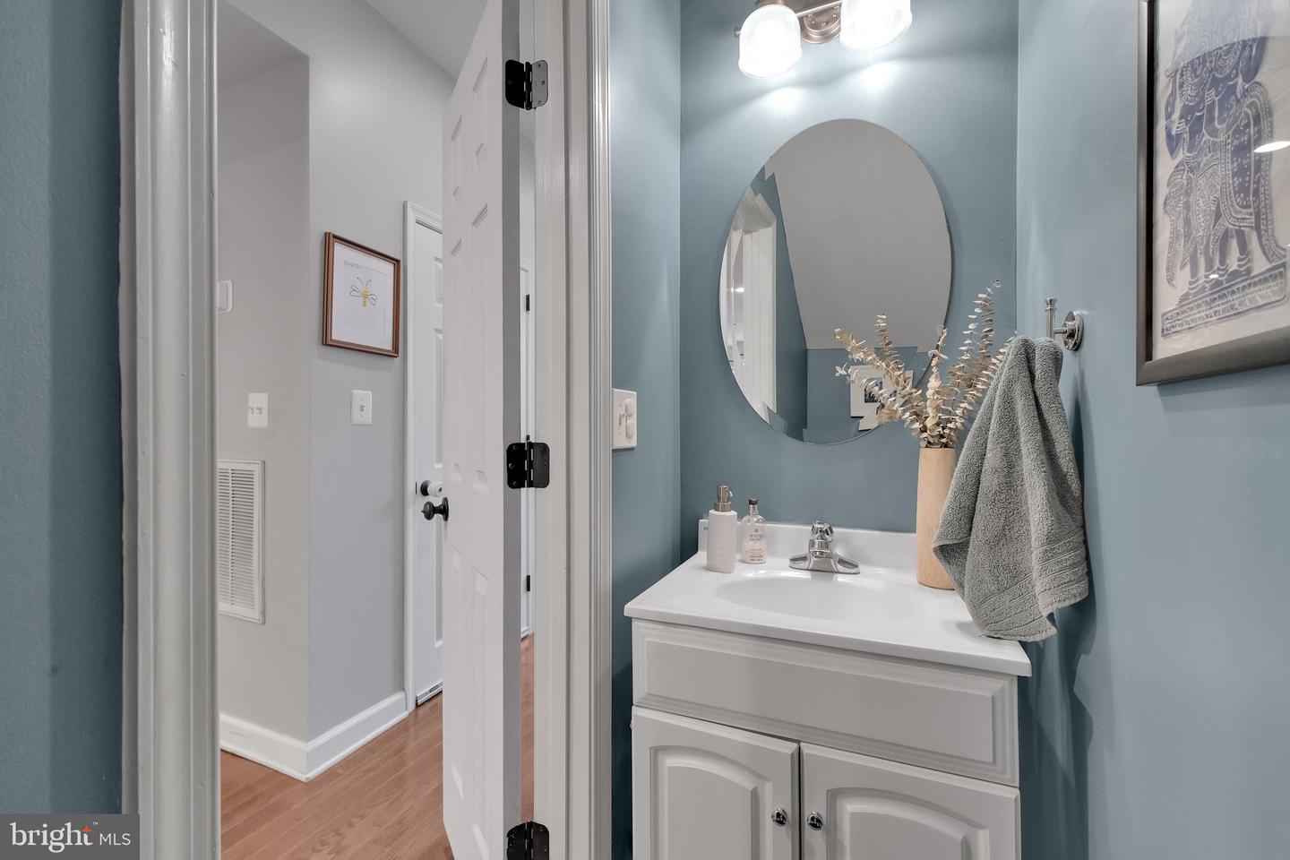 1241 I ST NE, WASHINGTON, District Of Columbia 20002, 3 Bedrooms Bedrooms, ,2 BathroomsBathrooms,Residential,For sale,1241 I ST NE,DCDC2215276 MLS # DCDC2215276