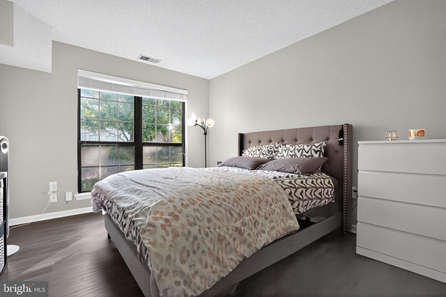 6921 MARY CAROLINE CIR #D, ALEXANDRIA, Virginia 22310, 1 Bedroom Bedrooms, ,1 BathroomBathrooms,Residential,For sale,6921 MARY CAROLINE CIR #D,VAFX2261476 MLS # VAFX2261476